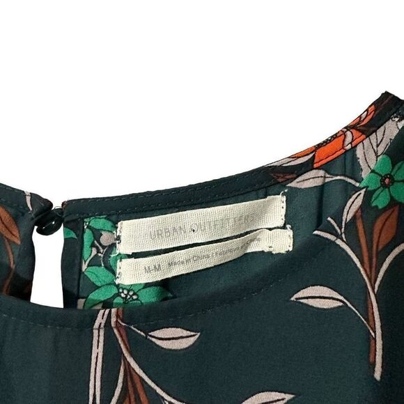 Urban Outfitters green short sleeve romper size M - Picture 5 of 8